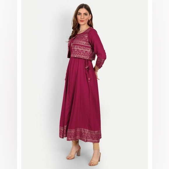 Happy Design Women Magenta Printed Rayon Kurta - Picture 2 of 5